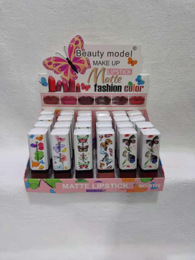caja de labial model fashion color mariposa 1